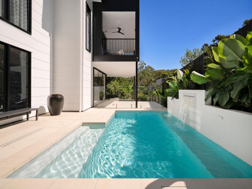 Transform Your Backyard with Expert Pool Builders in Brisbane - Baddiehuh